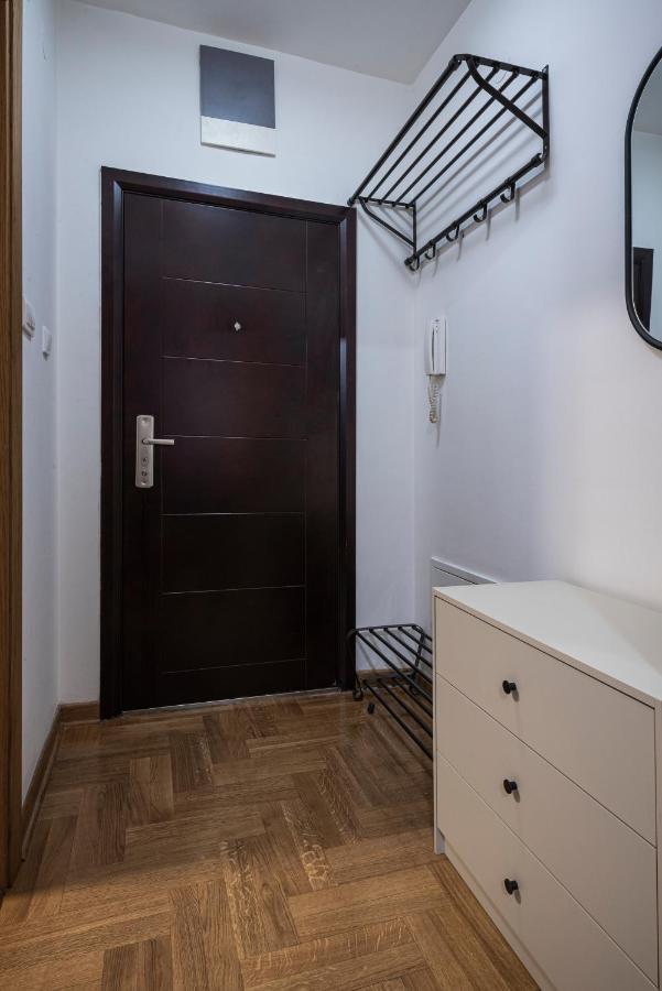 !Promo! Сentral Safe N Sound Studio-Free Private Parking-Fast Wi-Fi Novi Sad Luaran gambar